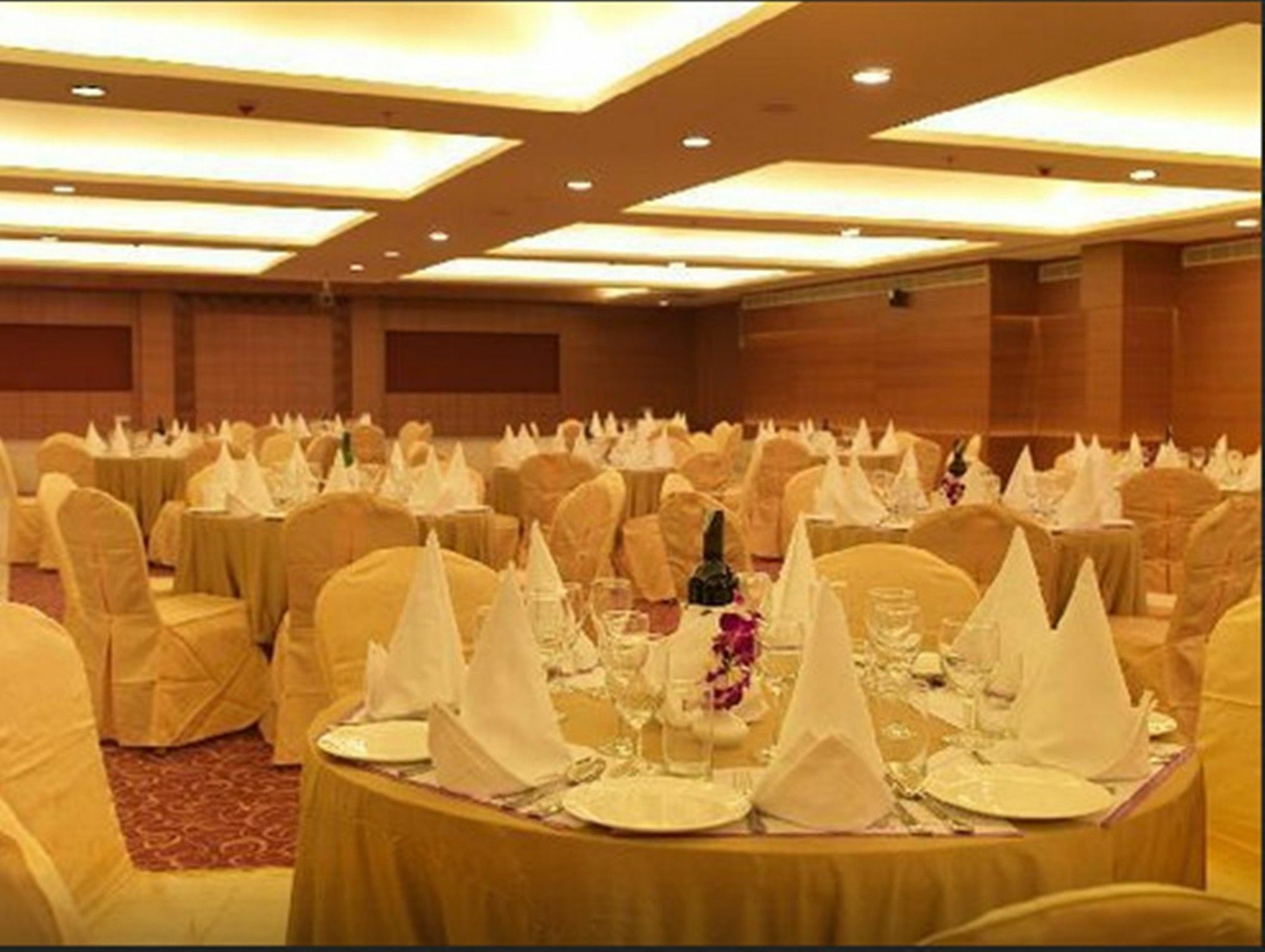 Royal Orchid Central, Shimoga Restaurant foto